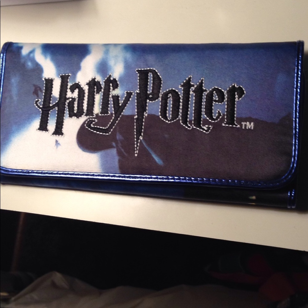 Harry Potter Wallet. * brand new with tags*